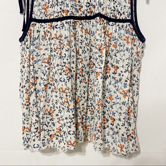 M Aerie Floral Swing Shoulder Tie Sleeveless Semisheer Blouse - Picture 4 of 8